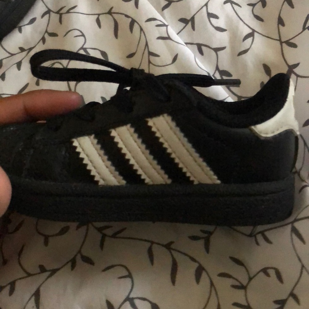 Infants shoes